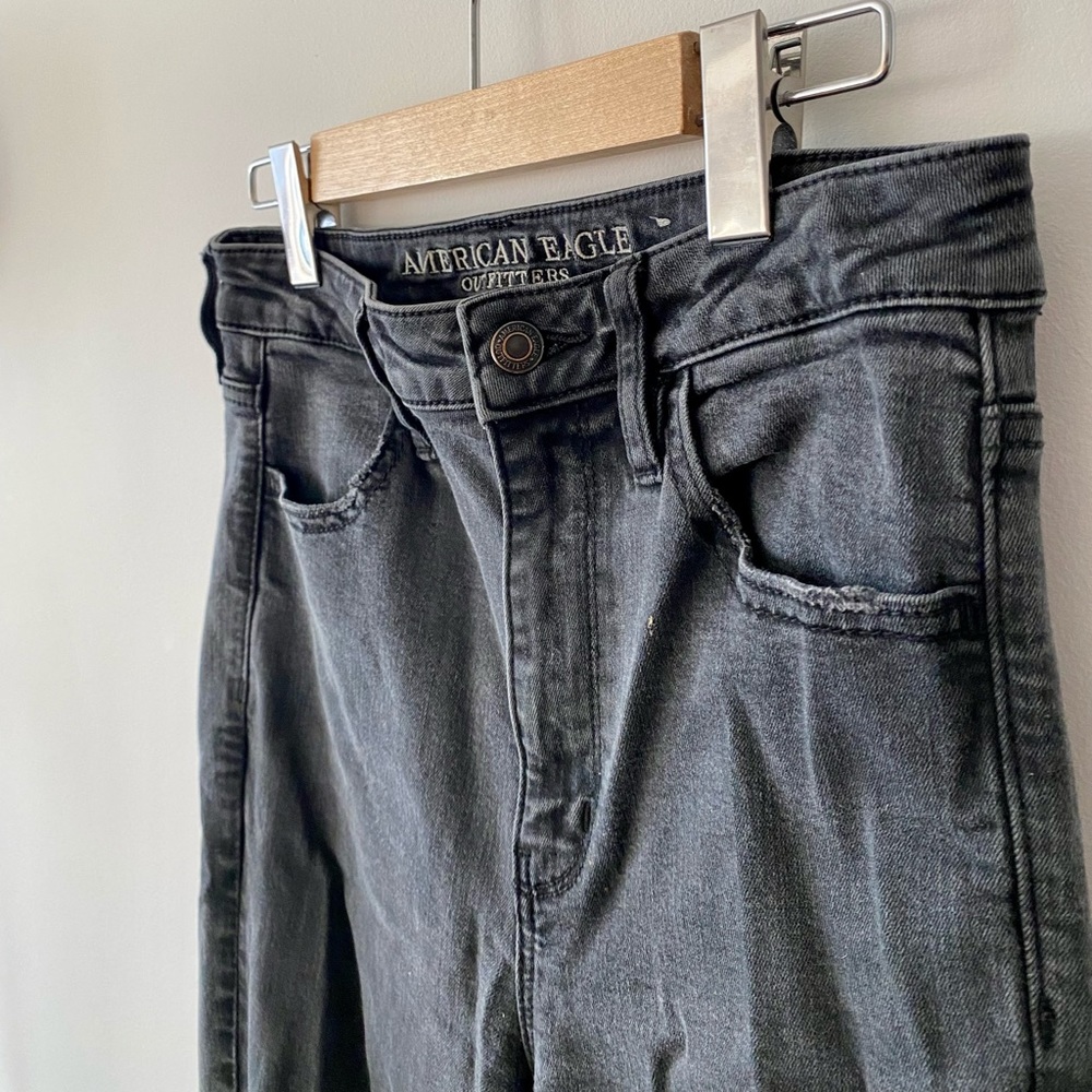 American Eagle Super Stretch Ripped Jeans